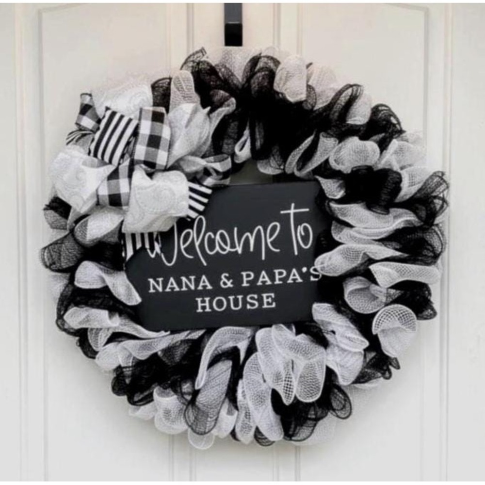 Handmade Grapevine Nana and Papa Wreath, Black & White Decor